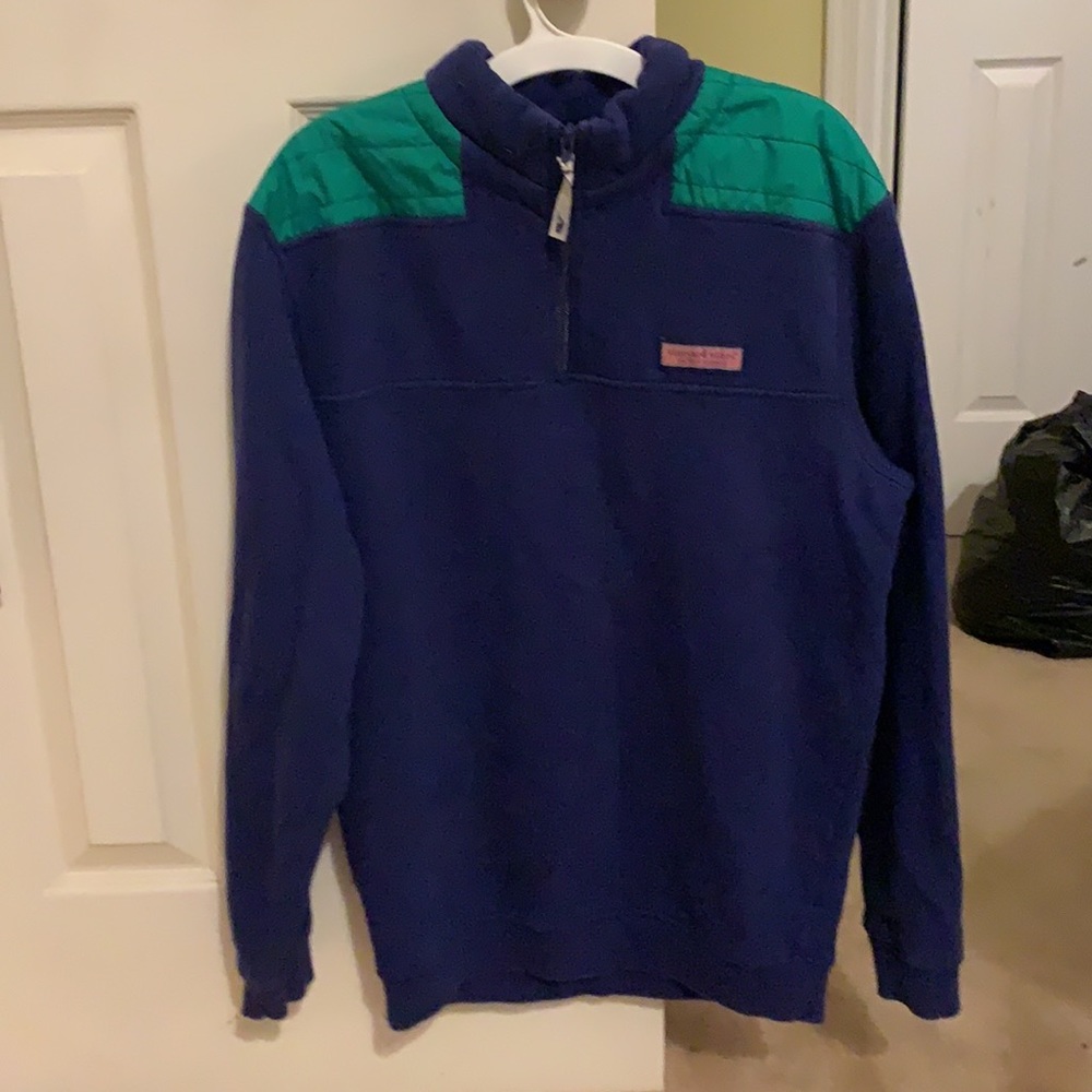 Vineyard vines pull over.